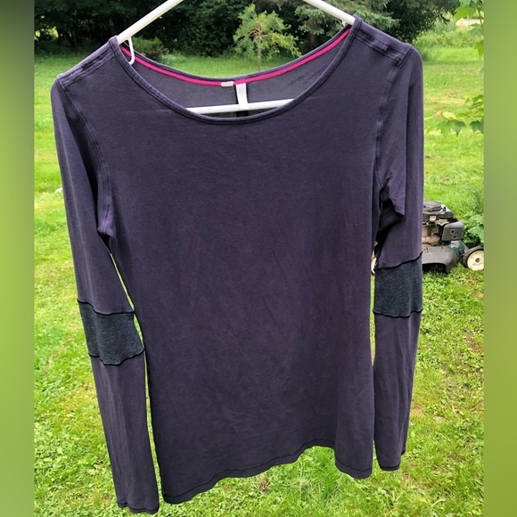 Lululemon Athletica Purple Tunic size medium - Picture 14 of 16